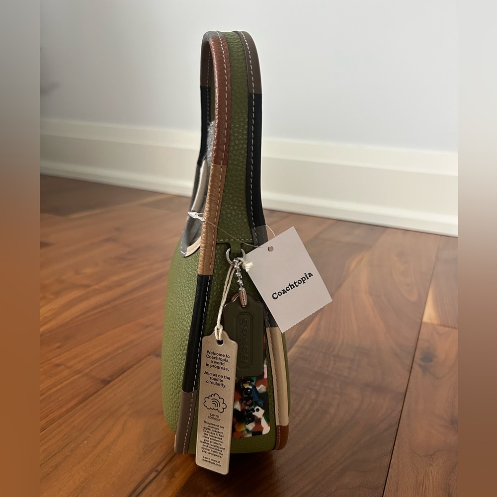 Coachtopia Ergo Bag In Coachtopia Leather With Colorful Binding in Olive Green. - Picture 3 of 3